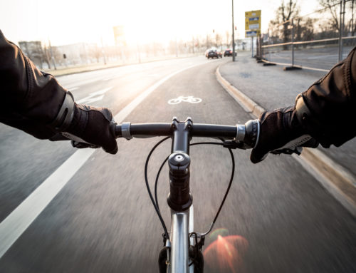 Study Shows Painted Bike Lanes Aren’t Enough